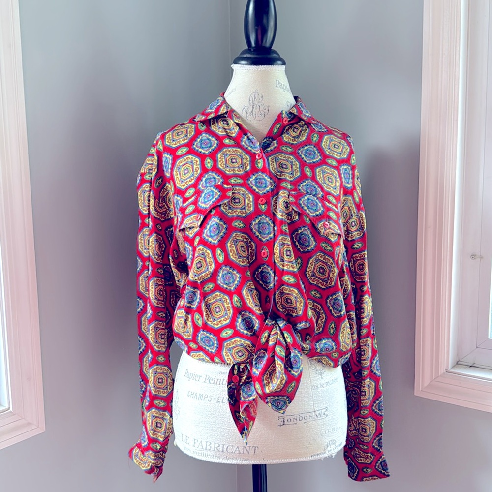 Vintage 80’s  Liz Claiborne red gold medallion button down top EVC‎ size M